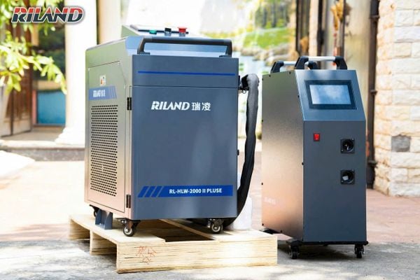 Máy hàn laser Riland RL-HLW-2000 II PLUSE công suất mạnh mẽ 2000W