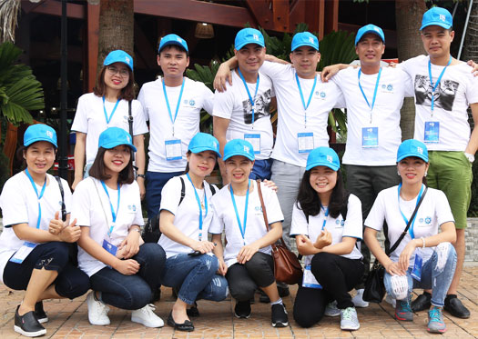 May - Thêu - In Đồng Phục Giá Rẻ Ở Quận 12 7 Áo đồng phục thống nhất doanh nghiệp
