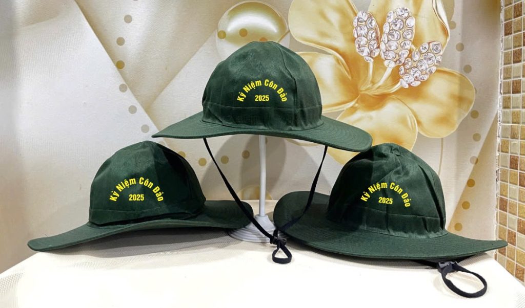 Nón tai bèo đồng phục