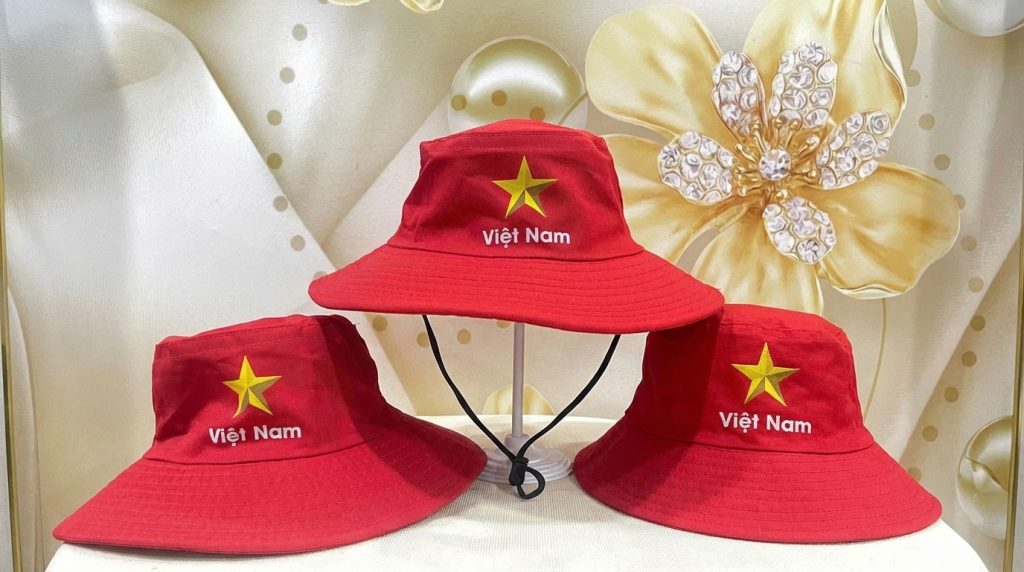 Nón tai bèo đồng phục
