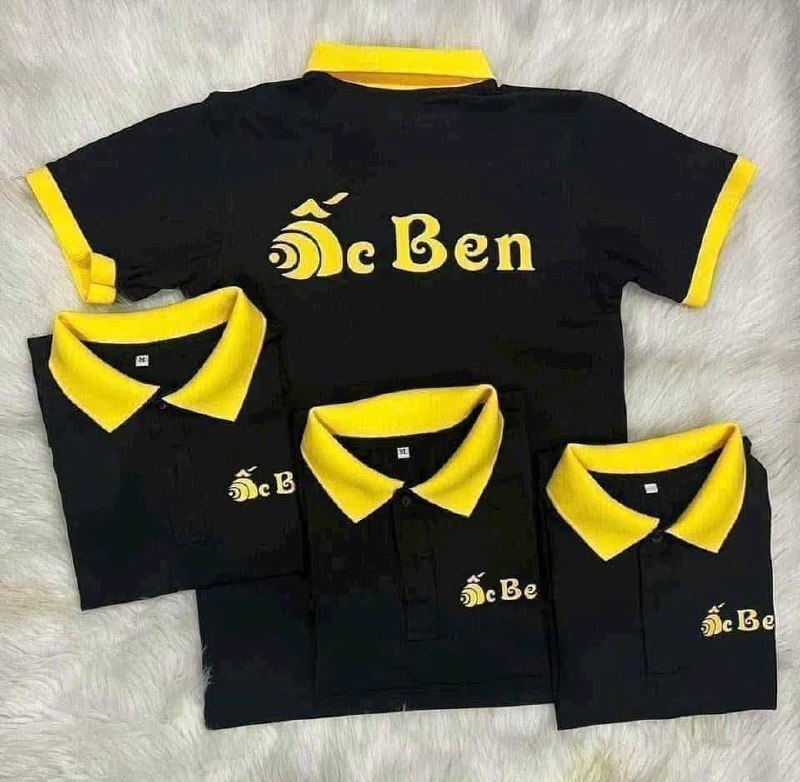 đồng phục quán ăn áo polo đen bo vàng in logo